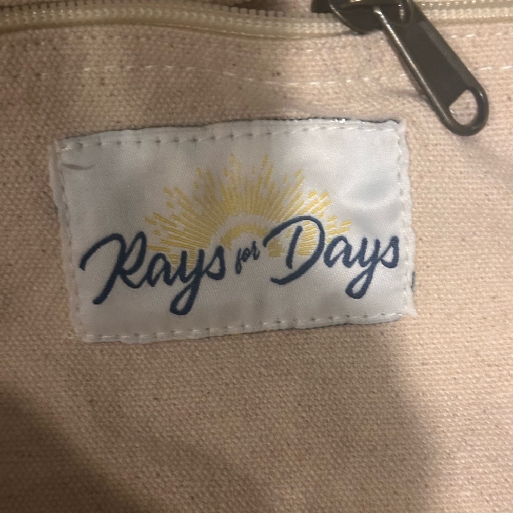 Rays for Days Striped Shorebreak Weekender Tote Bag EUC 🧡 - Picture 2 of 5